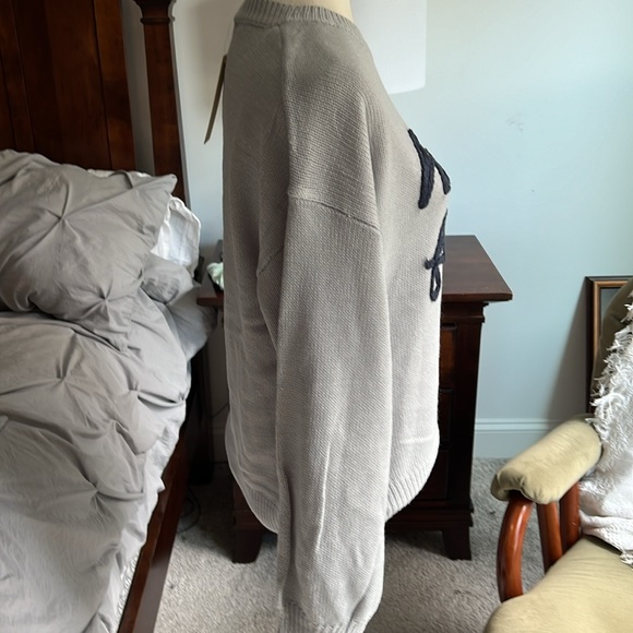 Hello Fall sweater - Picture 2 of 5